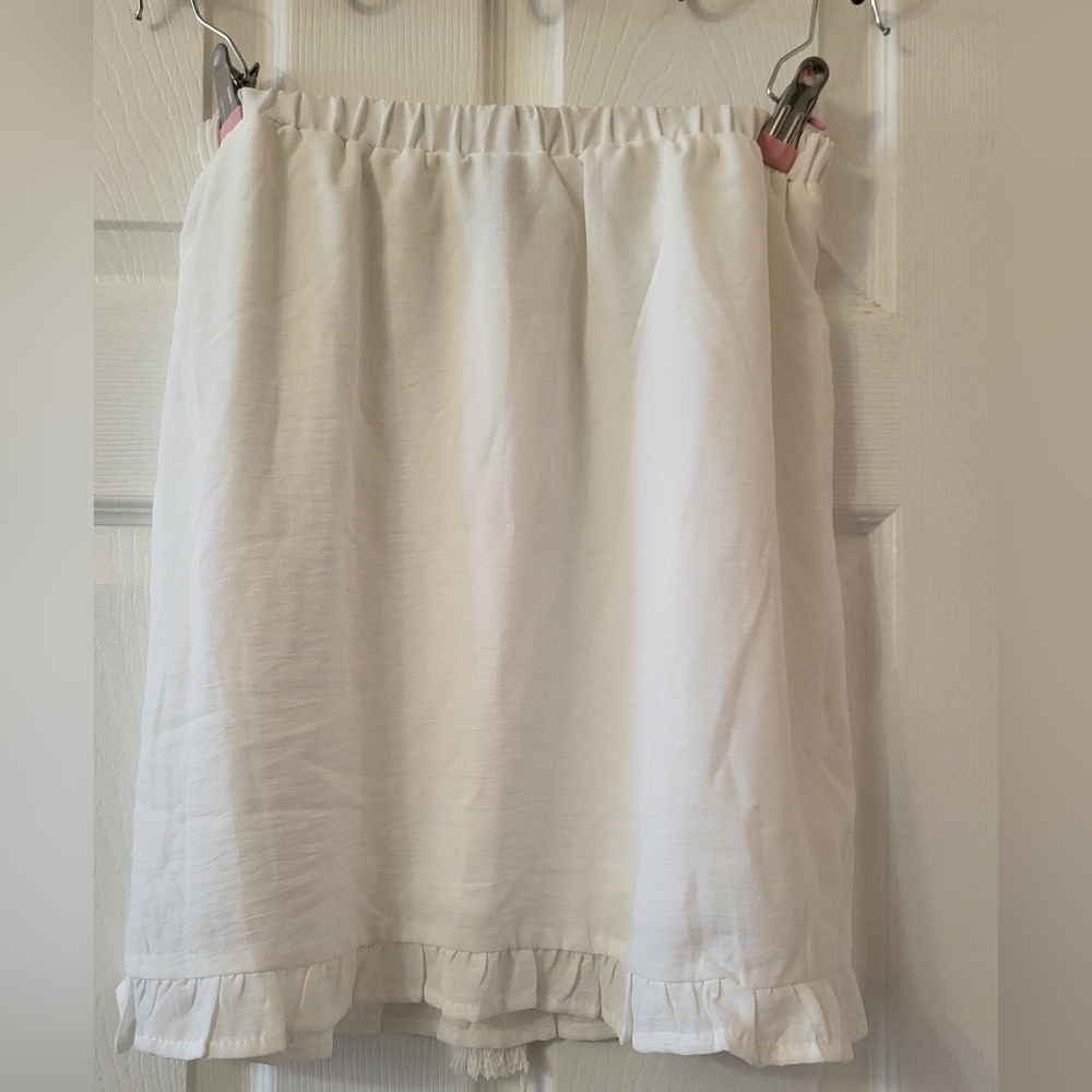 Cream Ruffle Skirt - Picture 4 of 4